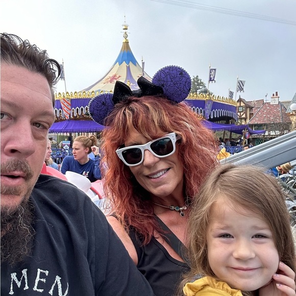 Like this listing to be notified when I go live🎊🥳🎊🥳 - Picture 10 of 14